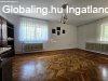 Csal�di h�z var�zslatos k�rnyezetben