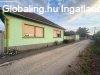 Elad� Csal�di H�z M�hker�ken!