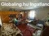 Elad� csal�di h�z Sereg�lyesen