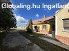 Elad� 140.00 nm-es Csal�di h�z Bab�t