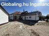 Elad� 100.00 nm-es Fel�j�tott Csal�di h�z Dunaharaszti