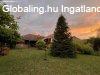 Elad� csal�di h�z Martonv�s�r, 	karakteres, emberi l�pt�k� o