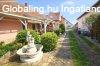 Elad� csal�di h�z S�rmell�k, 	K�zpont