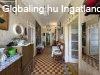 Elad� csal�di h�z Jen�, 	K�zpont