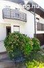 Elad� ikerh�z Si�fok, 	Partk�zeli ikerh�z