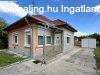 Elad� 52.00 nm-es Fel�j�tott Csal�di h�z Nagyk�ta