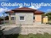 Elad� 52.00 nm-es Fel�j�tott Csal�di h�z Nagyk�ta