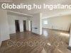 P�li - teljesen fel�j�tott csal�di h�z, nagy terasszal 