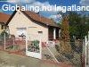 Elad� 44.00 nm-es Csal�di h�z In�rcs