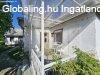 Balatonkereszt�ron k�n�lunk megv�telre egy �n�ll� kis h�zat.
