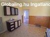 Csendes utc�ban, nagy telekkel rendelkez� csal�di h�z �jdomb