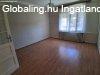 Csendes utc�ban, nagy telekkel rendelkez� csal�di h�z �jdomb