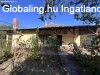 Elad� 4 szob�s csal�di h�z, sarki telken, gar�zzsal Szolnoko