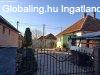 Eleki fel�j�tott kockah�z 30 nm-es fedett terasszal