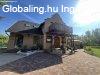 Solton elad� 254m2-es, egyedi st�lusban meg�p�tett, n�v�s cs