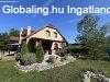 Solton eladó 254m2-es, egyedi stílusban megépített, nívós cs Solton eladó 254m2-es, egyedi stílusban megépített, nívós cs