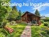 GYŐR, GÓRÉ-DŰLŐN HANGULATOS FAHÁZ 840 M˛-ES GONDOZOTT KERTTE GYŐR, GÓRÉ-DŰLŐN HANGULATOS FAHÁZ 840 M˛-ES GONDOZOTT KERTTE