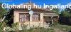 �cs�d�n elad� 2 szob�s fel�j�tand� csal�di h�z