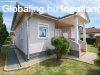 Elad� ikerh�z S�, 	Csendes utca