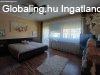 Elad� csal�di h�z Hercegsz�nt�, 	Faluk�zpontban