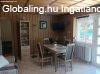 Elad� Csal�di H�z Vonyarcvashegy csendes utc�j�ban
