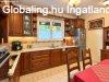 Elad� 150.00 nm-es �jszer� �llapot� Csal�di h�z Debrecen