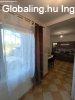 Csal�di h�z Abonyban,gar�zzsal