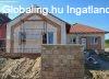 Elad� 90m2-es Ikerh�z, �rbotty�n