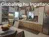 Elad� 140.00 nm-es �jszer� �llapot� Csal�di h�z P�cs Postav�
