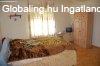 Elad� csal�di h�z S�ntos, 	Magyar utca