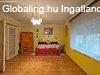 Elad� ikerh�z Miskolc, 	Templom t�r