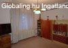 Sz�regi h�z mell�k�p�letekkel - Szeged