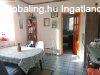�rden k�tszintes csal�di h�z elad�, amelyet ak�r lehet k�t k
