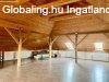 T�bb mint csal�di h�z: hatalmas k�z�ss�gi t�rrel rendelkez� 