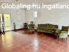 T�bb mint csal�di h�z: hatalmas k�z�ss�gi t�rrel rendelkez� 