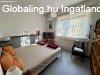 Elad� csal�di h�z N�tincs, 	K�zs�gben